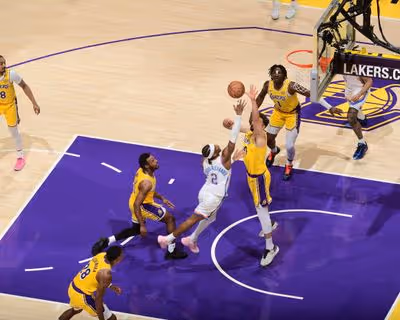 The Lakers’ whiplash-inducing turnaround is hard to watch