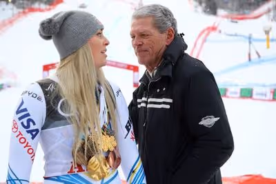 Lindsey Vonn's father shares 'pain' update after intensive care move and begs her to retire