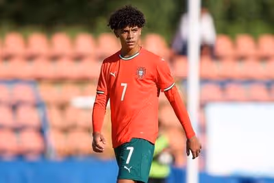 Cristiano Ronaldo Jr facing same hurdle as Kai Rooney as Man Utd legend's son set for move
