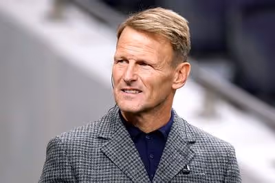 Teddy Sheringham makes brutal early Man Utd vs Arsenal prediction as warning issued