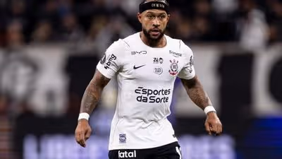 De “coração partido”, Depay tem pausa para voltar à forma no Corinthians