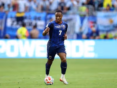 Grêmio reforça elenco com jogador da seleção de Cabo Verde