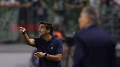 “Todos somos um”: a resposta de Abel ao protesto de torcida do Palmeiras