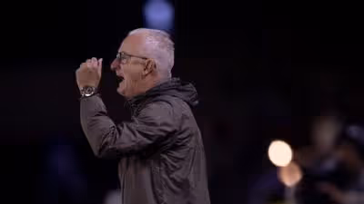 Dorival espera mais reforços:
