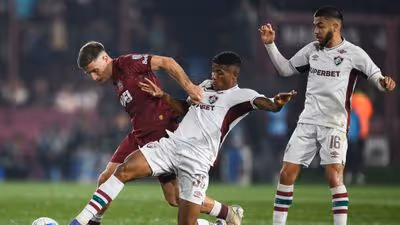 Fluminense leva gol no fim e perde para o Lanús na Sul-Americana