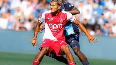 Filipe Luís estreia na Ligue 1 com vitória do Monaco