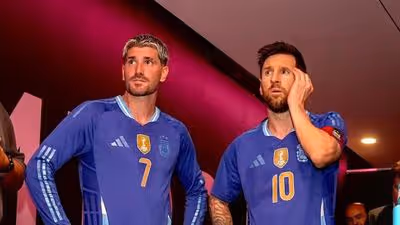 De Paul marca gol e homenageia Messi após morte de seu pai