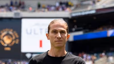 Flamengo avalia opções para substituir Filipe Luís; veja quem são