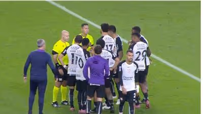 Corinthians vai acionar CBF por pênalti a favor do Inter