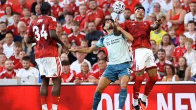 Com brasileiros, Nottingham vence o Leverkusen em amistoso