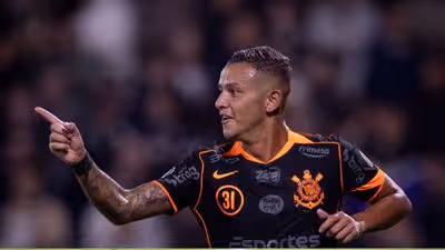 Joia do Corinthians tem grave lesão e pode ser desfalque até 2027