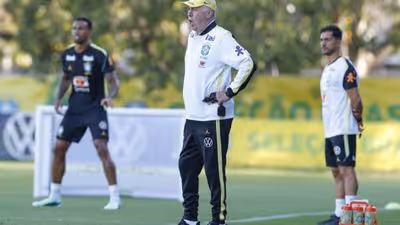 Ancelotti minimiza pressão e se defende de críticas: “Temos futuro”