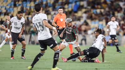 Com golaço de Acosta, Fluminense bate Botafogo em clássico quente
