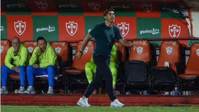 "Desafio, orgulho ferido e raiva": Abel Ferreira projeta seu 2026