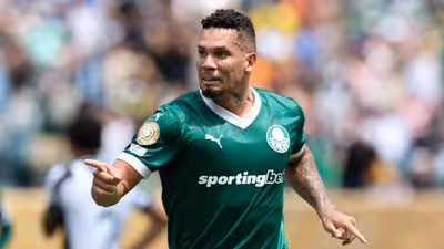 Palmeiras define data para a volta de Paulinho após 9 meses