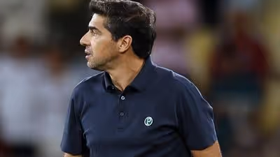 Sporting consulta Abel Ferreira, mas saída do Palmeiras não está no radar