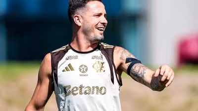Saúl amplia lista de desfalques do Flamengo para clássico