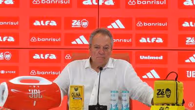 Fica no Inter? Abel Braga cita emoção em resgate e comenta futuro