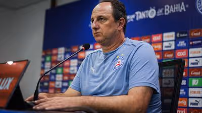 Rogério Ceni detona gramado da Fonte Nova: