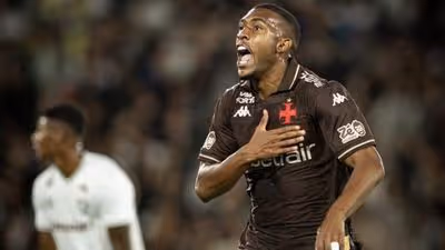 Time inglês entra na briga pela contratação imediata de Rayan
