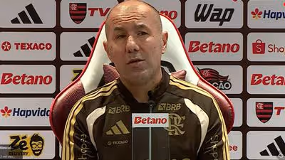 Vergonha? Jardim reflete crítica de Danilo à postura do Flamengo