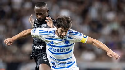 Com tropeço do Cruzeiro, Flamengo tem um concorrente a menos