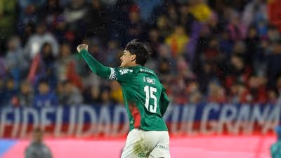 Gómez volta a ser decisivo, bate recorde e coloca Palmeiras nas quartas
