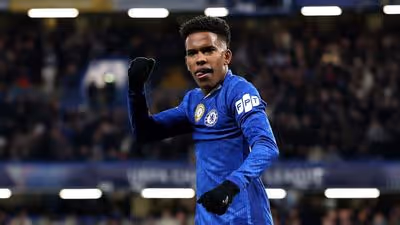 Chelsea demite técnico: com saída, Estêvão pode ter mais chances?