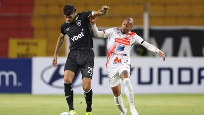 Botafogo sofre com altitude e sai atrás na pré-Libertadores