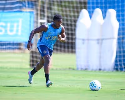 Retornos reforçam Grêmio para embate com a Chapecoense pelo Brasileirão