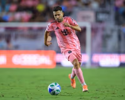 Jordi Alba anuncia aposentadoria ao fim da temporada: 'Momento certo de encerrar esse capítulo'