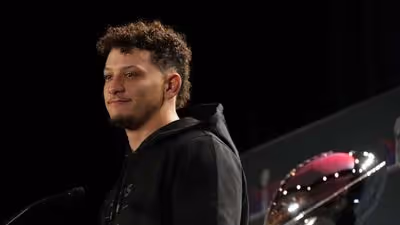 Patrick Mahomes Lands Atop 2025 Season QB List
