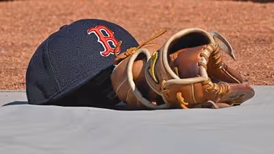Red Sox Predicted To Cut Ties With Gold Glover After Short Boston Stint