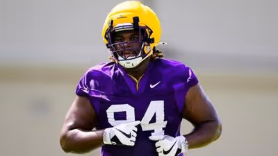 Texas Longhorns Land Commitment From Coveted LSU Tigers Transfer Amid Portal Chaos