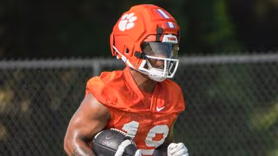 Clemson RB Expected To Transfer, Per Report
