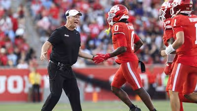 How Willie Fritz and Houston Cougars Feel About Texas Bowl Opportunity