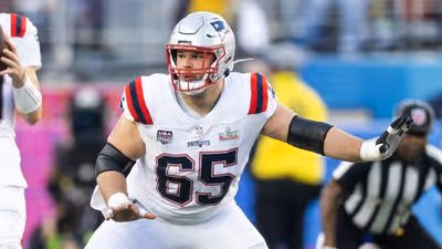 Chicago Bears Trade for Center Garrett Bradbury to Replace Drew Dalman