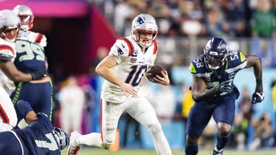 Drake Maye Welcomes Newest Patriots to Team