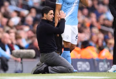 Could Arsenal re-sign former star on free transfer, and solve major transfer conundrum?