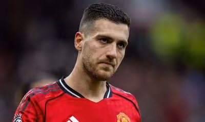 Diogo Dalot urges Man Utd team-mate who is 'one of the best' to sign new contract
