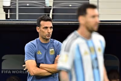 Soccer-Constant Messi chatter causes Argentina boss Scaloni fatigue