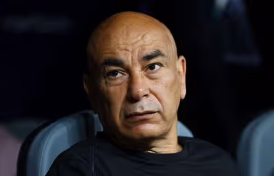 Soccer-Egypt FA extends contract of national team coach Hassan