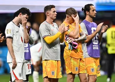 Soccer-England's bid to hang on blown apart by Argentina masterclass