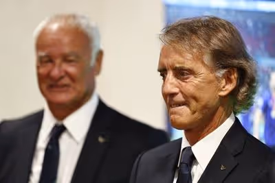 Soccer-New coach Mancini wants to make Italy great again