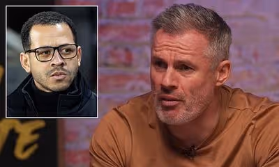 Jamie Carragher suggests Liam Rosenior doesn't have 'the strength' to be Chelsea boss and says he doesn't 'look right' in the job