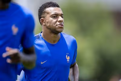 Is Kylian Mbappe playing for France against Spain in the 2026 FIFA World Cup semi-final?