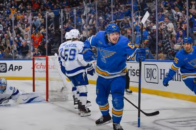 Blues finally win in OT, now have back-to-back victories over Hurricanes, Lightning