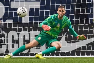 Turner or Freese? Brad Friedel has a unique perspective on the U.S. World Cup goalkeeper debate