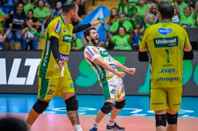 Vôlei Renata vence o Sada Cruzeiro no Taquaral e garante vice-liderança da Superliga