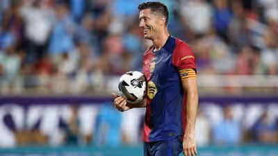 Fire announce addition of ex-Barcelona star Robert Lewandowski
